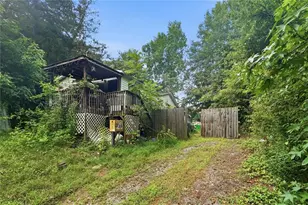 452 Arnold Mill Rd, Woodstock, GA 30188 - Photo 1