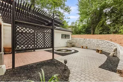 2810 Northside Drive NW, Atlanta, GA 30305 - Photo 12