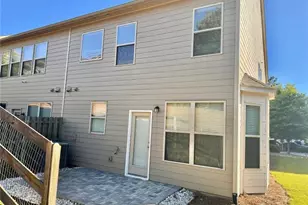 1958 Paxton Ridge Ln, Lilburn, GA 30047 - Photo 22
