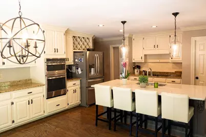 225 Skidaway Court, Alpharetta, GA 30022 - Photo 2
