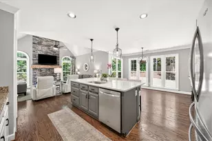 225 Skidaway Ct, Alpharetta, GA 30022 - Photo 18