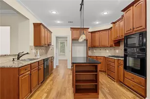 182 Little Victoria Rd, Woodstock, GA 30189 - Photo 16