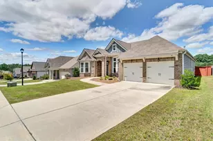 810 Codex Dr, Fairburn, GA 30213 - Photo 2