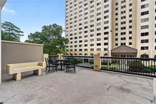 2499 Peachtree Road NE, Atlanta, GA 30305 - Photo 30