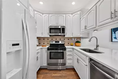2499 Peachtree Road NE #508, Atlanta, GA 30305 - Photo 4