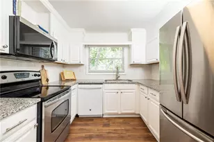 311 Peachtree Hills Ave NE, Atlanta, GA 30305 - Photo 12