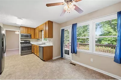 131 Maplewood Cove, Acworth, GA 30101 - Photo 6