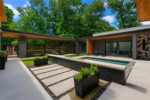 242 Valley Ridge Dr, Roswell, GA 30075 - Photo 4