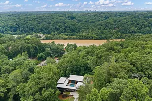 242 Valley Ridge Dr, Roswell, GA 30075 - Photo 2