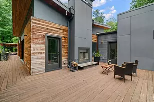 242 Valley Ridge Dr, Roswell, GA 30075 - Photo 20
