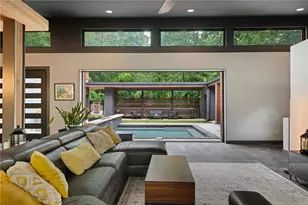 242 Valley Ridge Dr, Roswell, GA 30075 - Photo 16