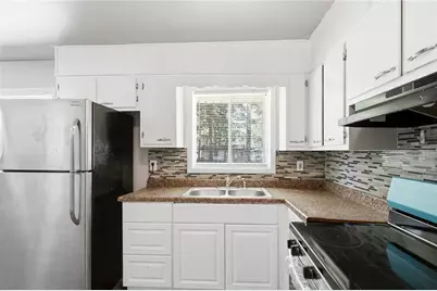745 Anderson Drive, Jonesboro, GA 30236 - Photo 12