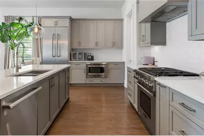 323-1 S Esplanade, Alpharetta, GA 30009 - Photo 16