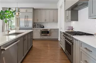 323-1 S Esplanade, Alpharetta, GA 30009 - Photo 16