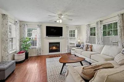 321 Windcroft Lane NW, Acworth, GA 30101 - Photo 2