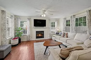 321 Windcroft Ln NW, Acworth, GA 30101 - Photo 2