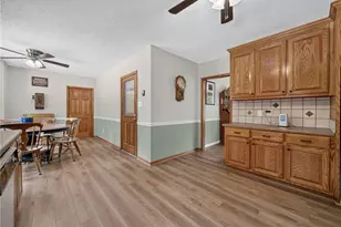 1532 Berkshire Farm Dr, Snellville, GA 30078 - Photo 6