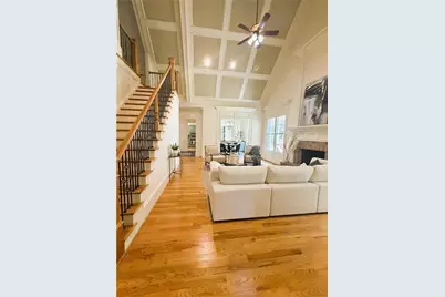 542 N Saint Marys Lane NW, Marietta, GA 30064 - Photo 16