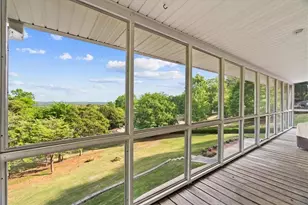 206 Victory Dr, Calhoun, GA 30701 - Photo 1