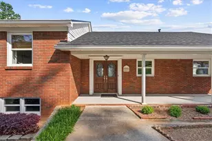 206 Victory Dr, Calhoun, GA 30701 - Photo 2