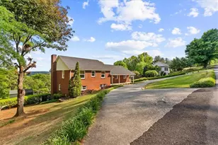 206 Victory Dr, Calhoun, GA 30701 - Photo 4