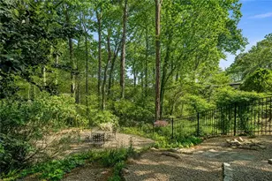 578 Montgomery Ferry Rd, Atlanta, GA 30324 - Photo 34