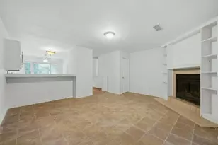 667 Hunting Creek Ln SE, Conyers, GA 30013 - Photo 2