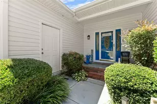 3322 Barry Ln, Gainesville, GA 30506 - Photo 6