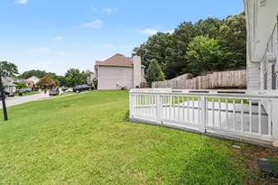7804 Bar Harbor Dr, Riverdale, GA 30296 - Photo 32
