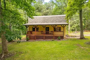 465 Waters Edge Dr, Clarkesville, GA 30523 - Photo 1