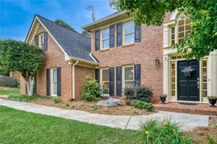 245 Emily Dr SW, Lilburn, GA 30047 - Photo 4
