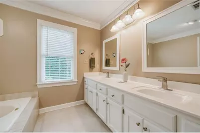 245 Emily Drive SW, Lilburn, GA 30047 - Photo 18