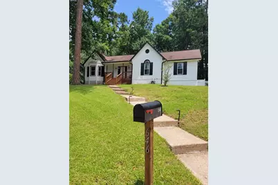 646 Hunt Station Drive, Lawrenceville, GA 30044 - Photo 2