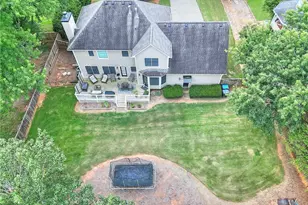 1497 Willow Bend, Woodstock, GA 30188 - Photo 2