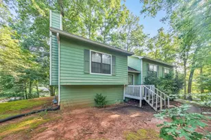 4021 Oak Stone Dr, Douglasville, GA 30135 - Photo 2