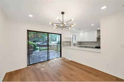 1079 Riverbend Club Drive SE, Atlanta, GA 30339 - Photo 8