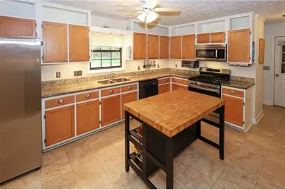 3129 N Woods Trail, Douglasville, GA 30135 - Photo 8