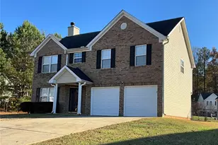 2043 Newton Estates Dr, Ellenwood, GA 30294 - Photo 2