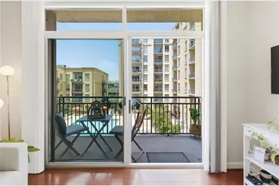 711 Cosmopolitan Drive NE #326, Atlanta, GA 30324 - Photo 12
