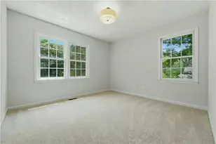 6231 Emerald Springs Dr SE, Acworth, GA 30102 - Photo 10