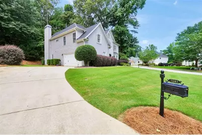 7093 Sweetwater Valley, Stone Mountain, GA 30087 - Photo 6