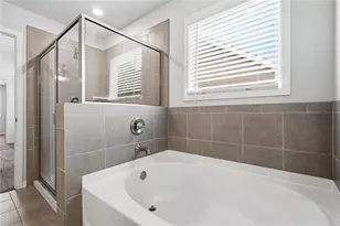 6464 Crosscreek Ln, Flowery Branch, GA 30542 - Photo 6