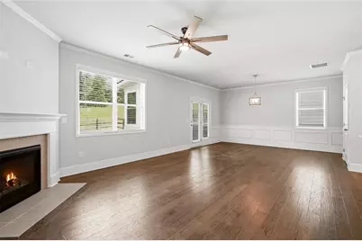 6464 Crosscreek Lane, Flowery Branch, GA 30542 - Photo 4