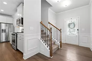 6464 Crosscreek Ln, Flowery Branch, GA 30542 - Photo 8