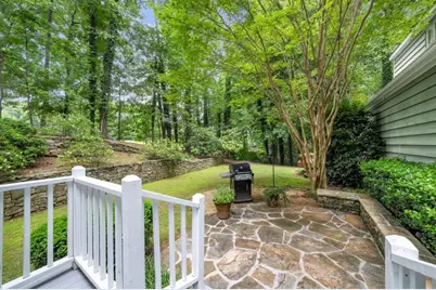 8950 Huntcliff Trace, Sandy Springs, GA 30350 - Photo 56