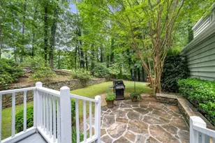 8950 Huntcliff Trce, Sandy Springs, GA 30350 - Photo 56