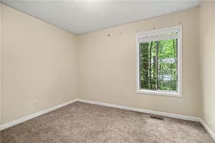 1533 Hillhaven Dr, Marietta, GA 30062 - Photo 8