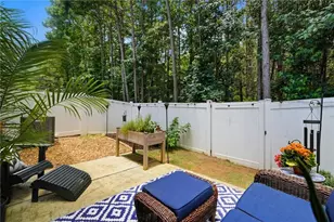 419 Crescent Woode Dr, Dallas, GA 30157 - Photo 2