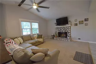 1508 Country Ct, Auburn, GA 30011 - Photo 4