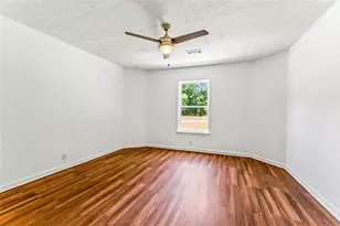135 Dixie Ln, Covington, GA 30014 - Photo 14